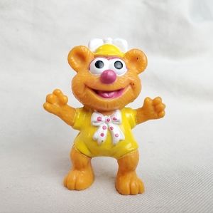 *Bundle only!*1988 Fozzie Bear Muppet Babies Vintage McDonald's Toy Yellow Suit